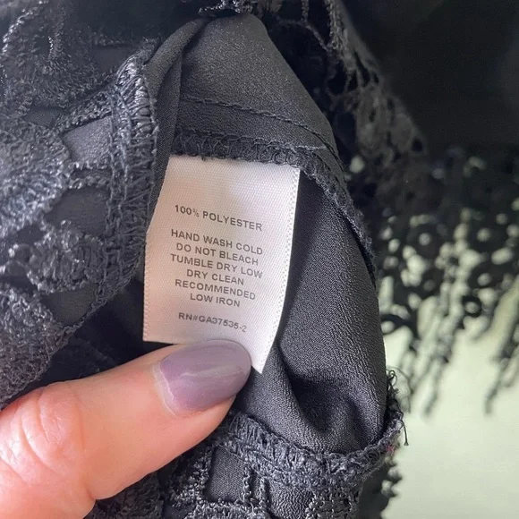 Monteau Black Top Sleeveless Lace Fringe Small - Picture 5 of 5